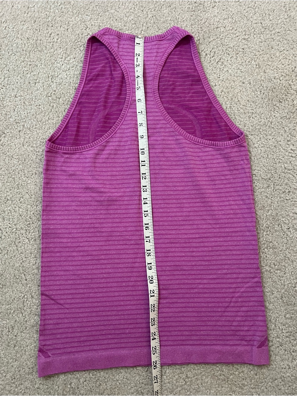Lululemon Swiftly Tech High Neck Tank Top size 8 - Picture 5 of 7